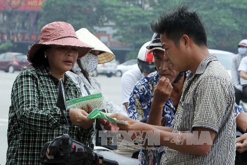 Vé chợ đen bị đẩy lên 120.000 đồng/vé trận Thanh Hoá-HAGL